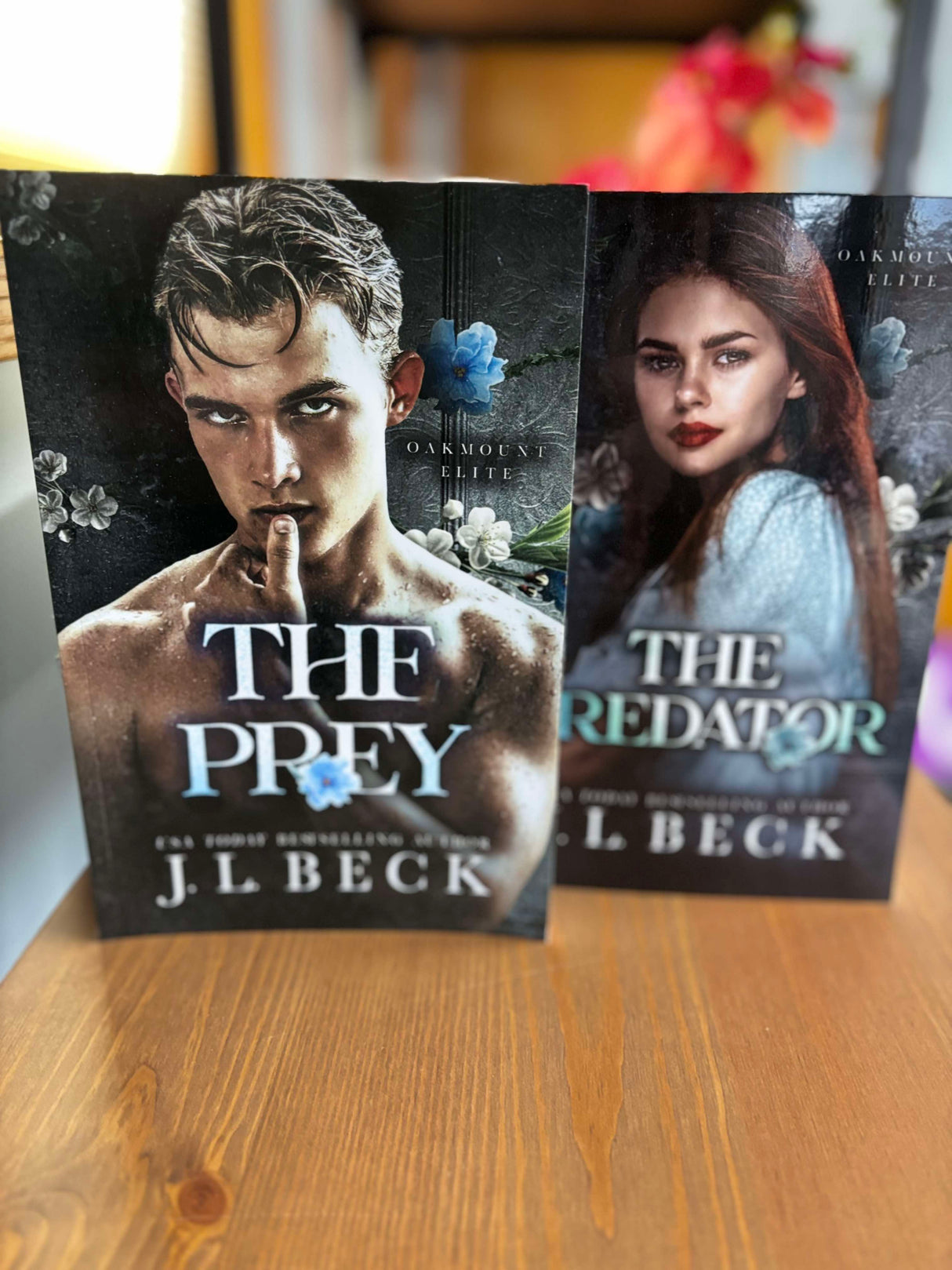 The Prey AND The Predator Bundle (Oakmount Elite #3& 4)